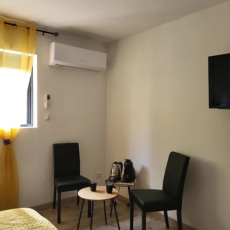 Domaine D'ella Jourre Apartment *